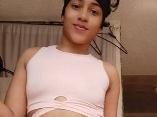 Эротический видеочат vickysex77