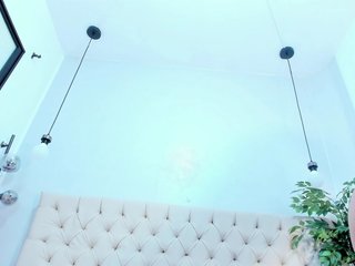 Эротический видеочат Victoria-Coleman