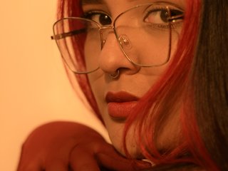 Эротический видеочат victoria18x