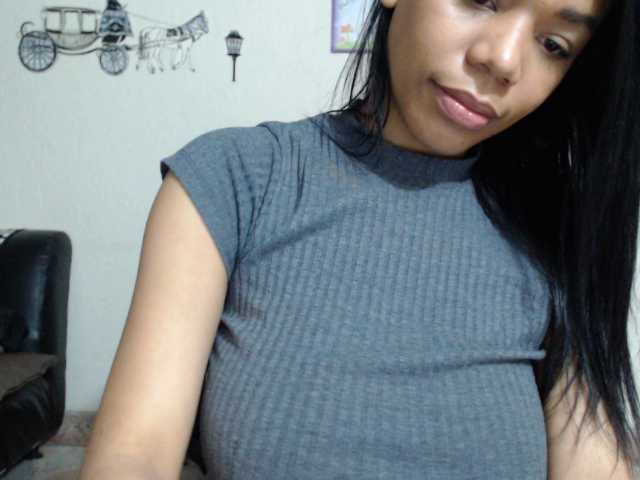 Скриншоты трансляции VictoriaEvans