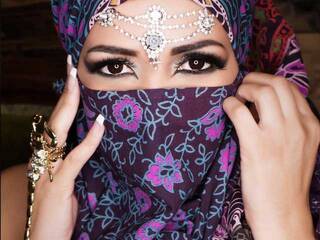 Эротический видеочат VictoriaMayeer