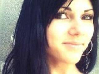 Эротический видеочат vikaakiv69