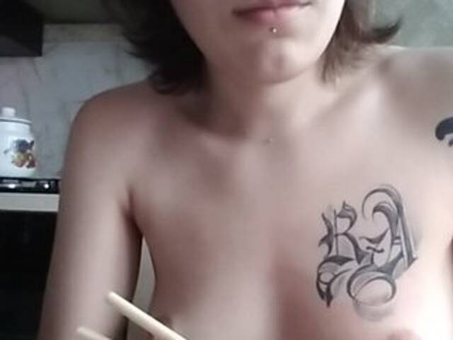 Скриншоты трансляции vikiohmoon