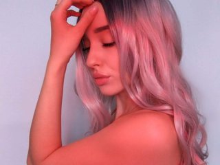 Эротический видеочат VikkiAnn