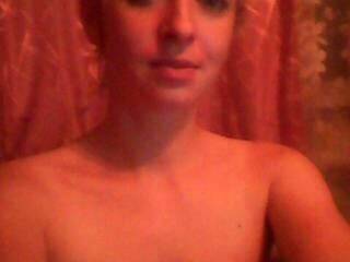 Эротический видеочат viko4ka77