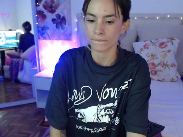 Скриншоты трансляции violeta-rodri