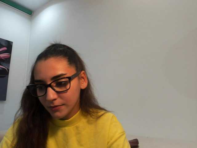 Скриншоты трансляции violetmyers18