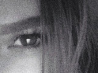 Эротический видеочат Violleta-mmm