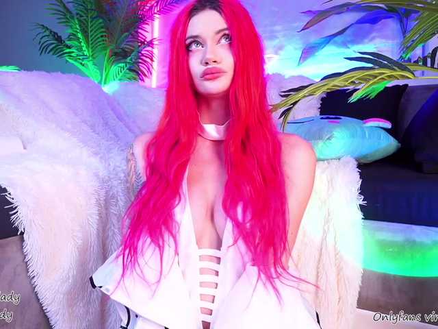 Скриншоты трансляции virtual_lady