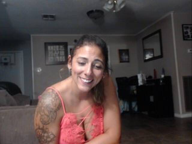 Скриншоты трансляции WifeJen85