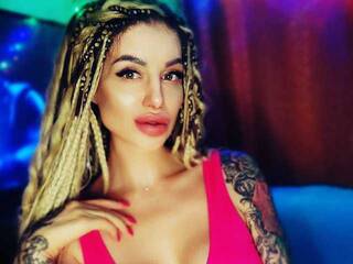 Эротический видеочат wild-amazon