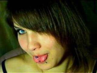 Эротический видеочат wildhell666