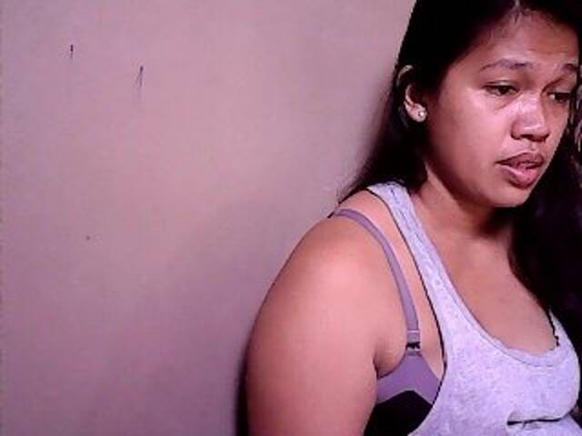 Скриншоты трансляции wildPussyxxx