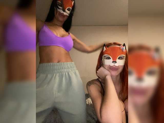 Скриншоты трансляции BadGerls2