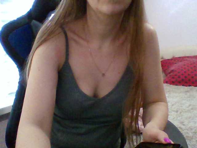Скриншоты трансляции xAngelinaEsx
