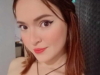 Эротический видеочат Xayah-x