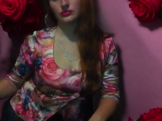 Эротический видеочат XHelenaX99