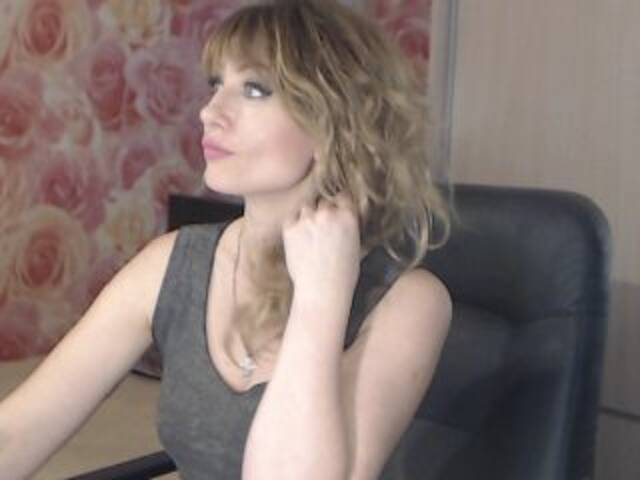 Скриншоты трансляции RrredQueen