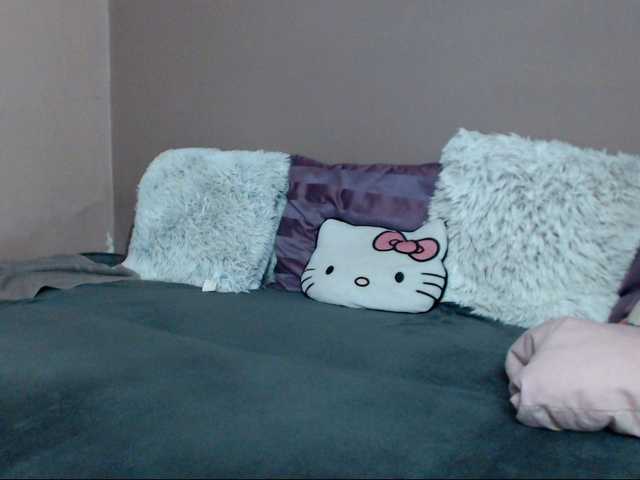 Скриншоты трансляции xLolaBloomx