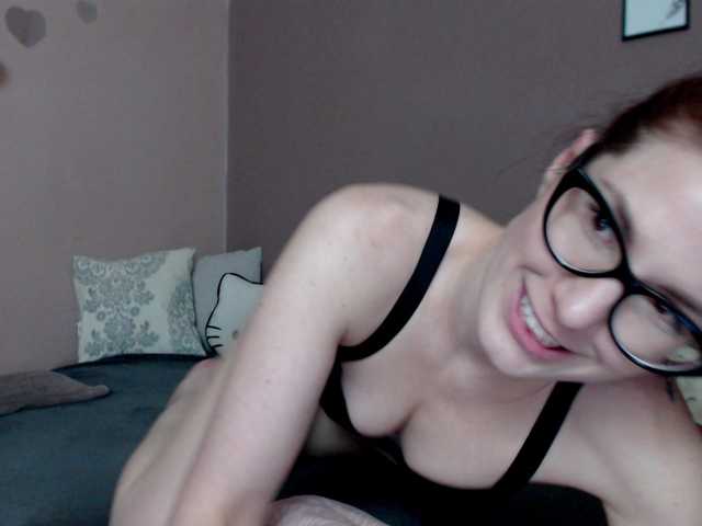 Скриншоты трансляции xLolaBloomx