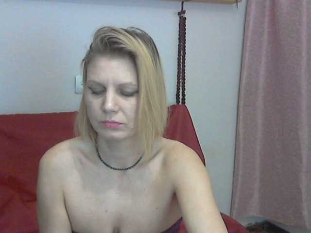 Скриншоты трансляции YanaLakomka