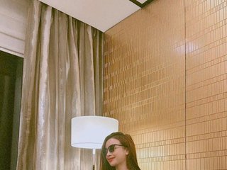 Эротический видеочат Yang-Myy