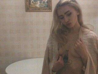 Эротический видеочат Yanochka735