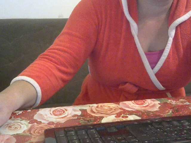 Скриншоты трансляции YasminaGeile