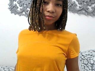 Эротический видеочат yeilo023