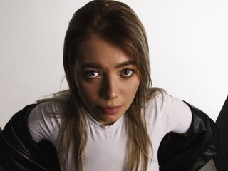Эротический видеочат YessyVine
