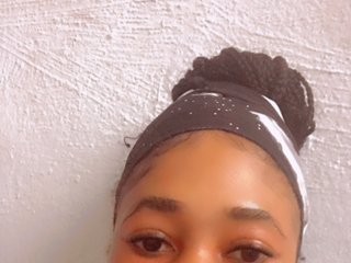 Эротический видеочат Youngie