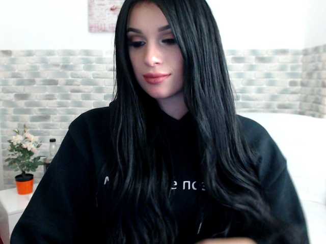 Скриншоты трансляции Your-G0ddess