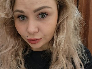 Эротический видеочат YourFunnyBlondiee