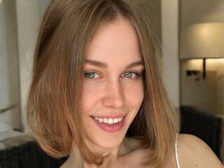 Эротический видеочат YourJuly