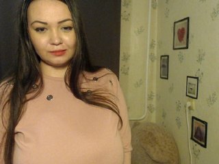 Скриншоты трансляции YourMilenaa