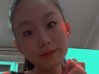 Эротический видеочат Yumin