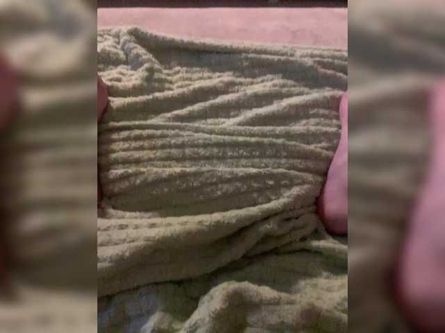 Скриншоты трансляции SquirtCam69