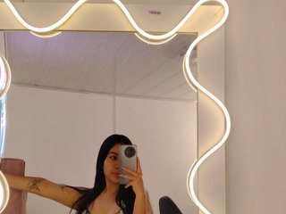 Эротический видеочат ZURY-TAY