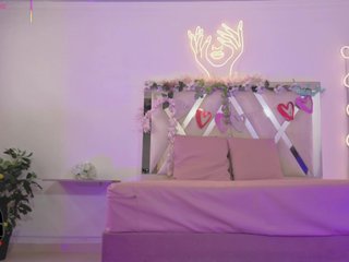 Эротический видеочат ZURY-TAY